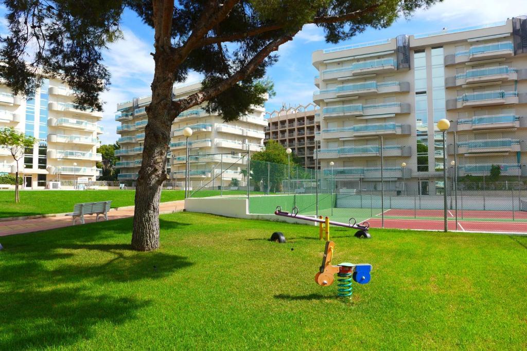 Rentalmar Families Larimar Salou Exterior photo